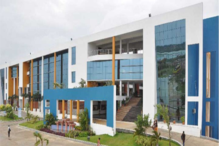 https://cache.careers360.mobi/media/colleges/social-media/media-gallery/4582/2019/5/27/Campus-View of Dhanalakshmi Srinivasan College of Engineering and Technology Chennai_Campus-View.png